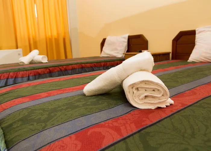 Hotel Jhor Bush