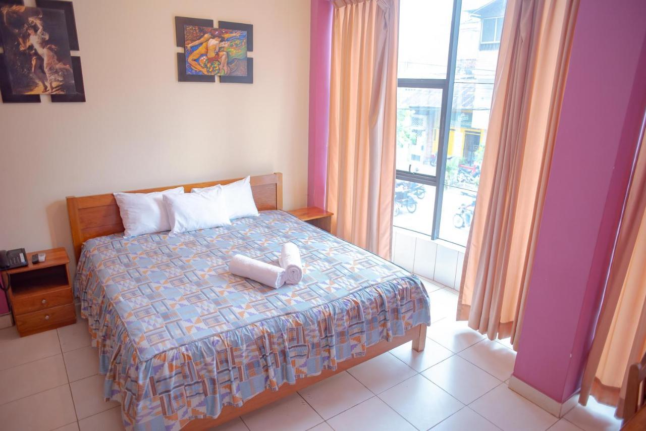 Hotel Jhor Bush