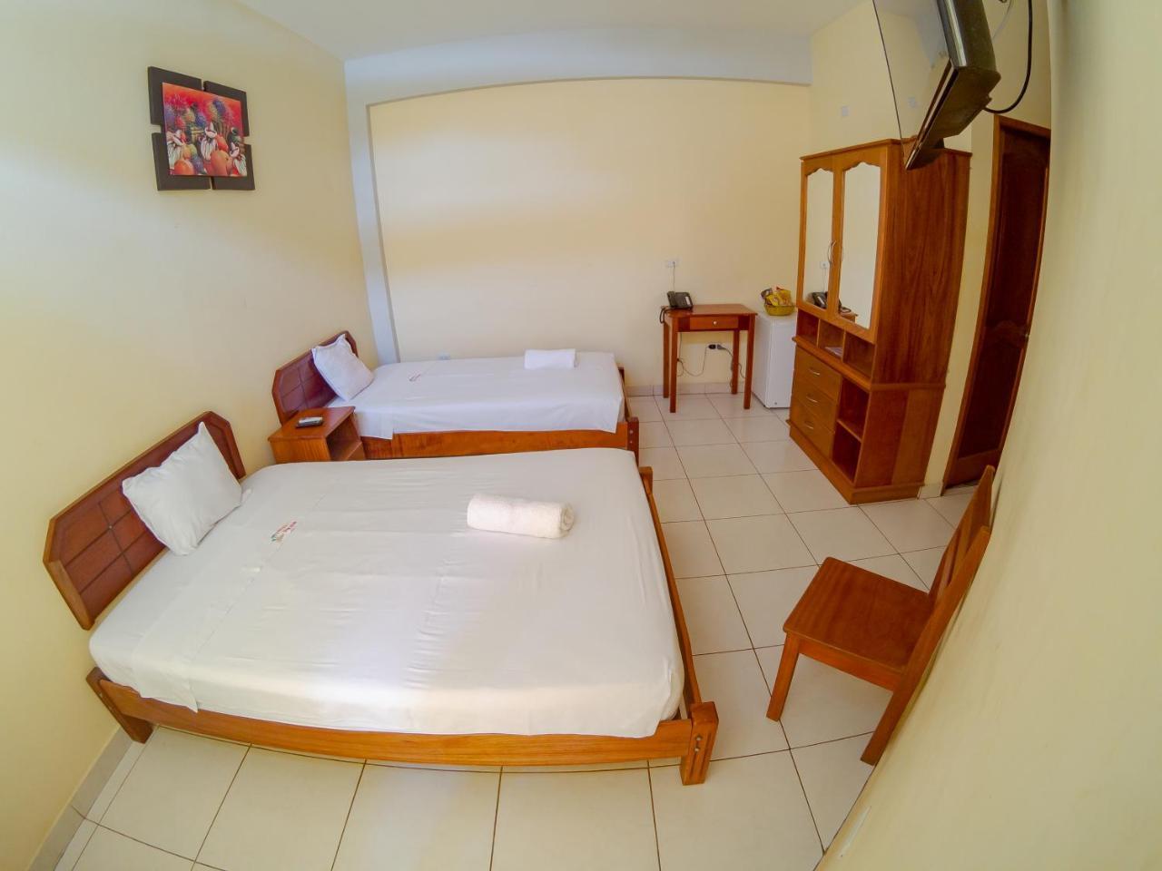 Hotel Jhor Bush