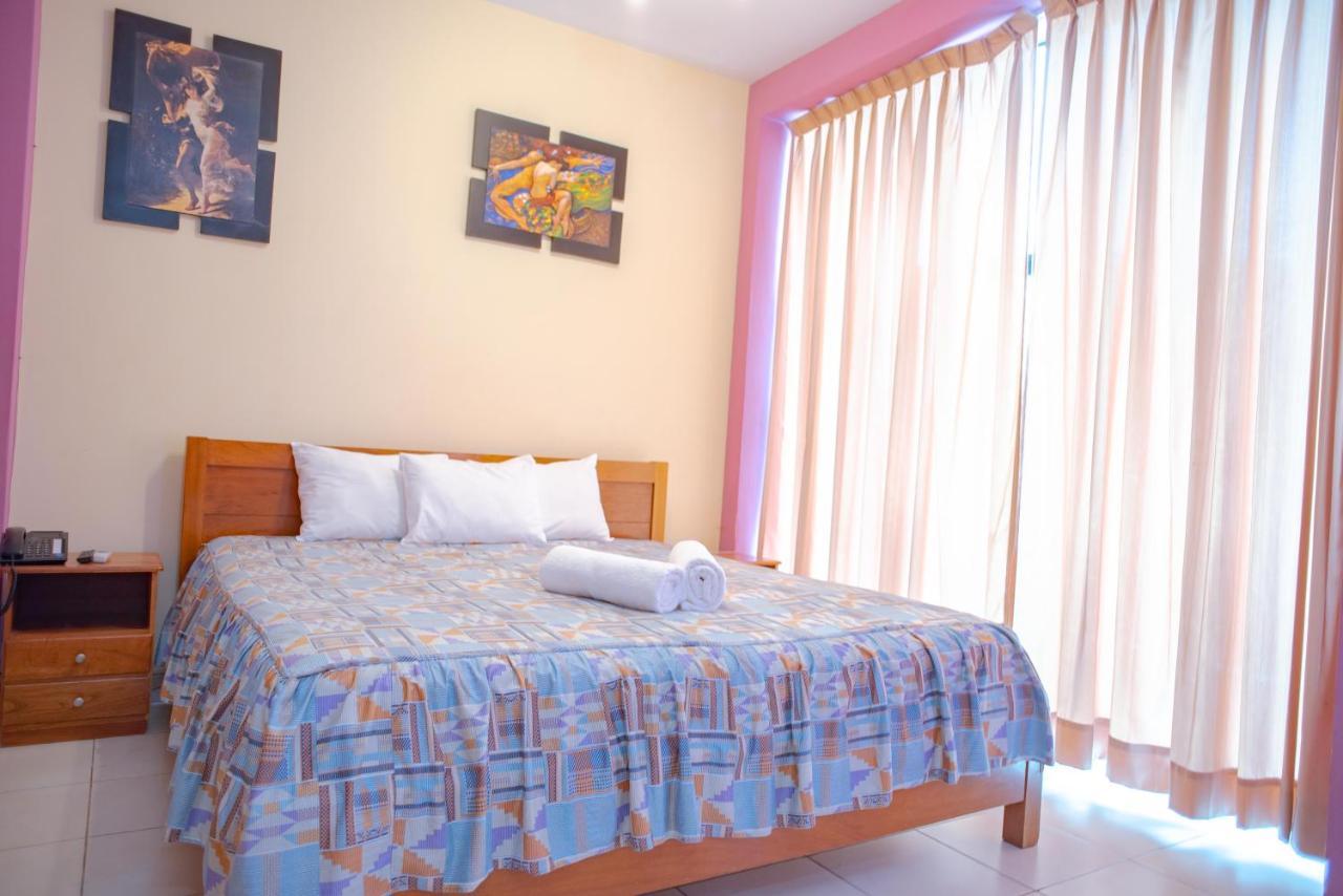 Jhor Bush Hotel Pucallpa